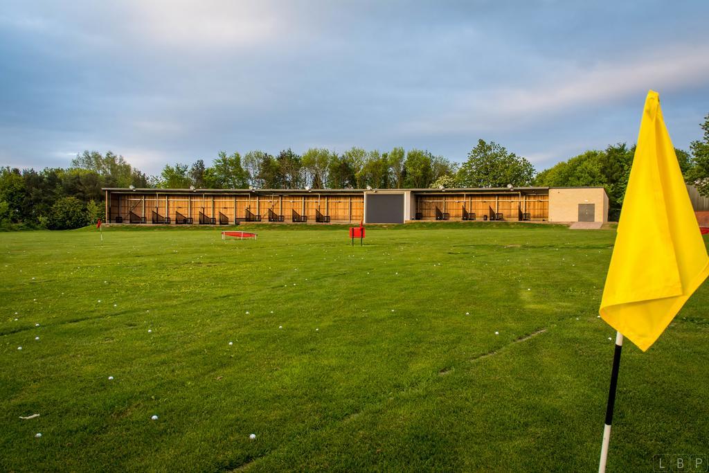 Mercure Newcastle George Washington Hotel Golf & Spa Washington (Durham) Exterior foto