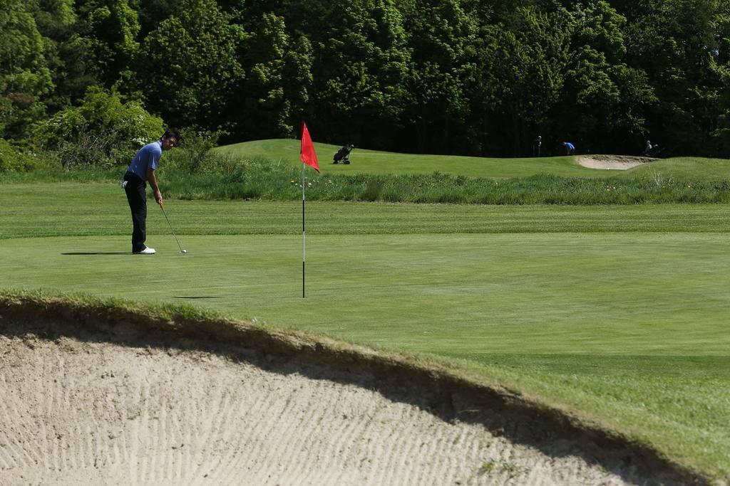 Mercure Newcastle George Washington Hotel Golf & Spa Washington (Durham) Exterior foto